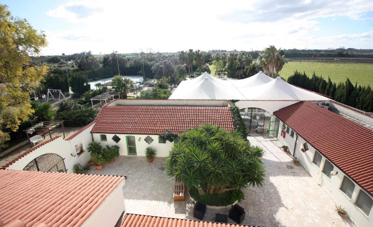 Hotel Masseria Marziale Brindisi Buitenkant foto